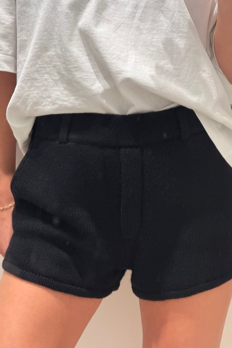 TYRA SHORTS