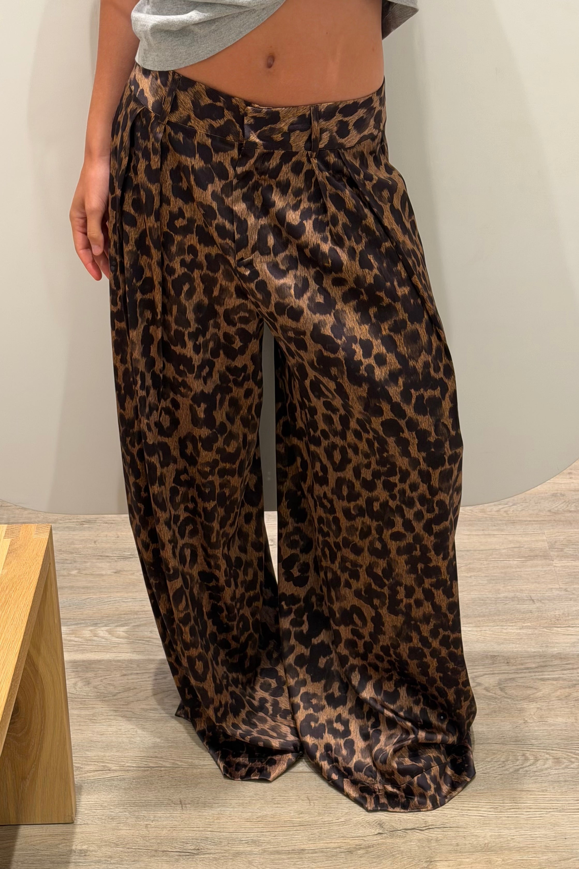 PANTALON EN SOIE MILA
