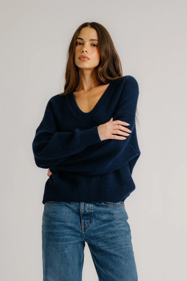 CORA SCOOP NECK SWEATER