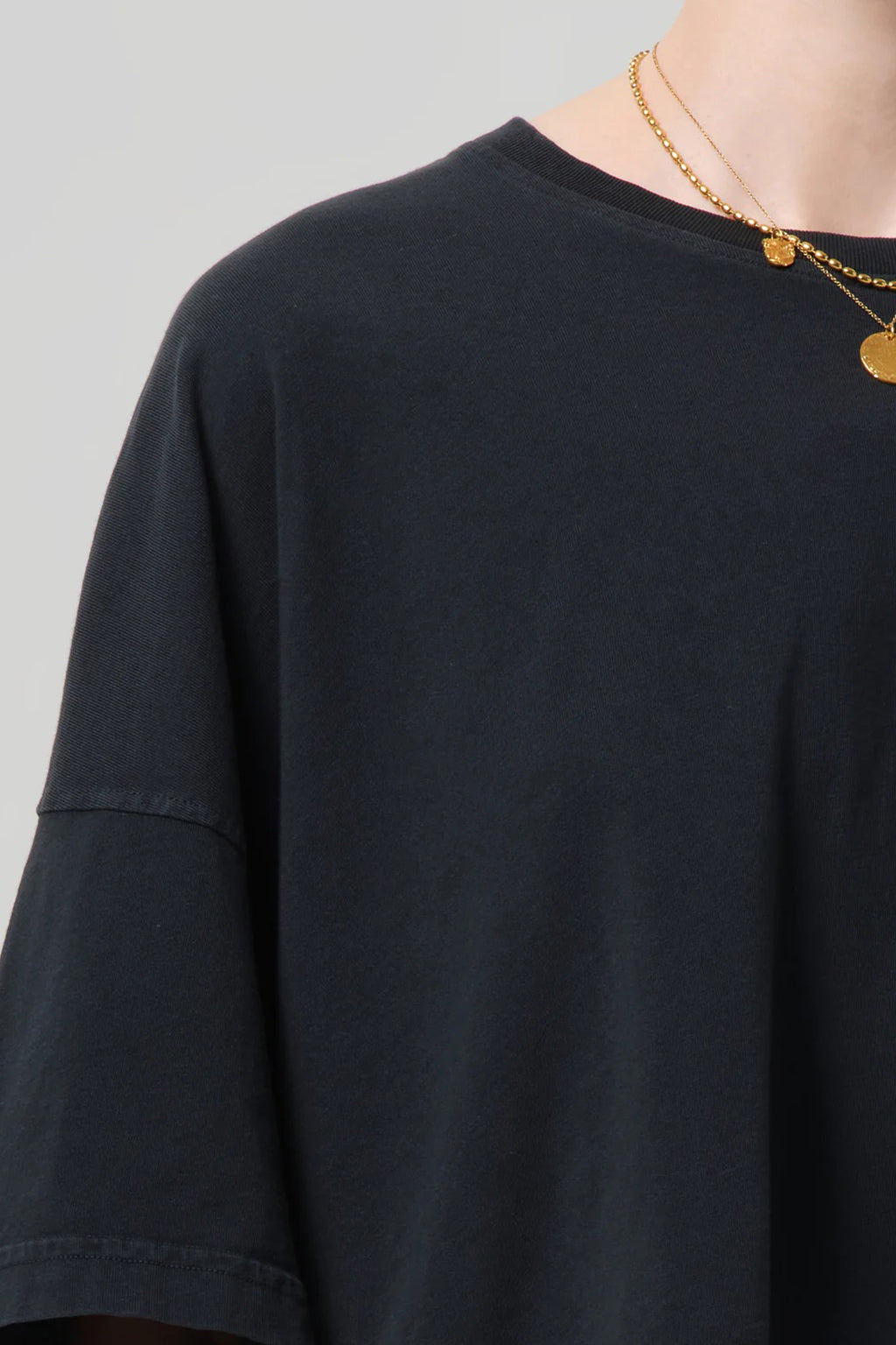CROP CAPE TEE