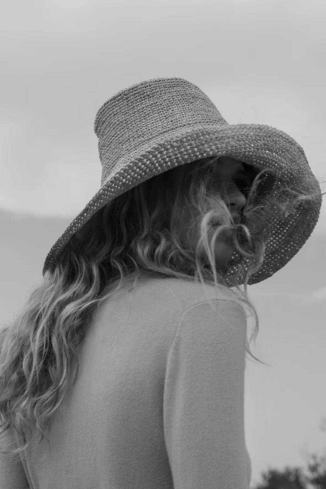 CROCHET RAFFIA SUN HAT