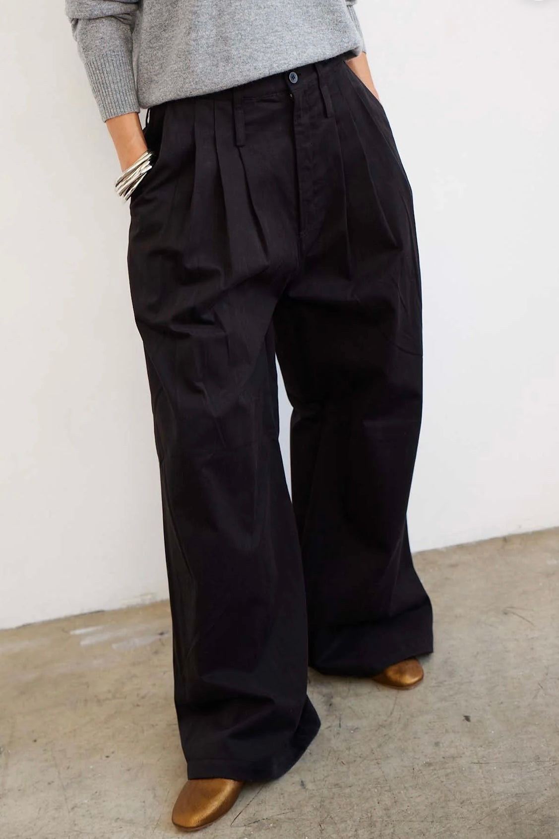 THE TRIPLE PLEAT PANT
