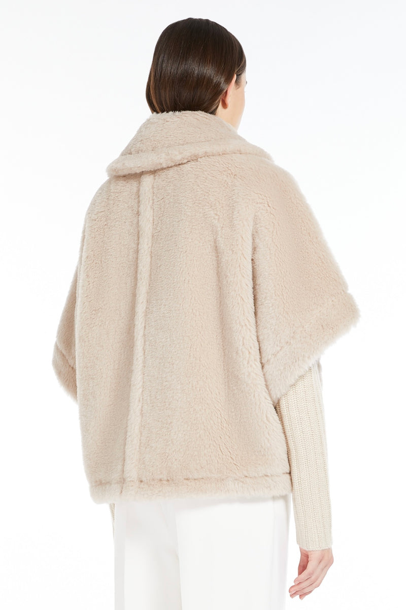 TEDDY CAPE