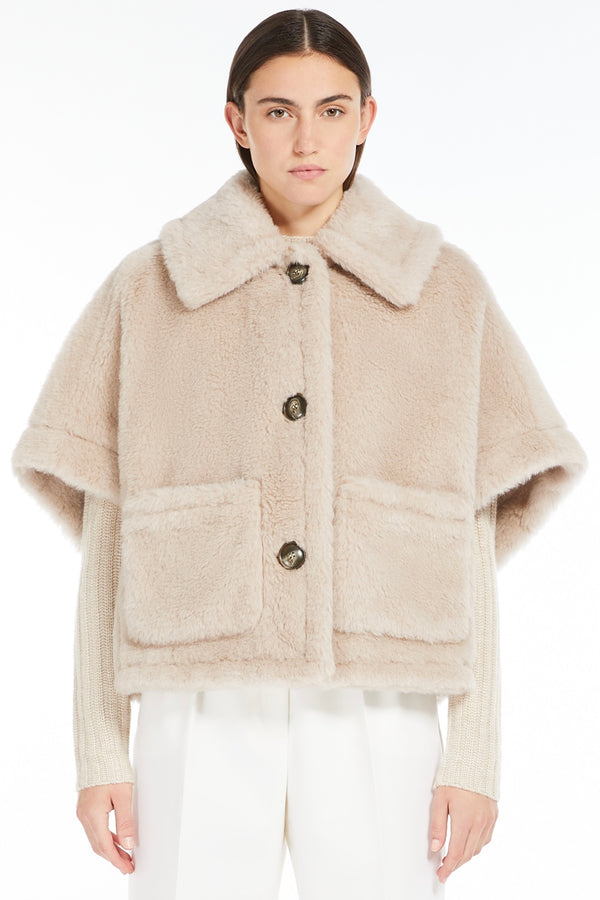 TEDDY CAPE