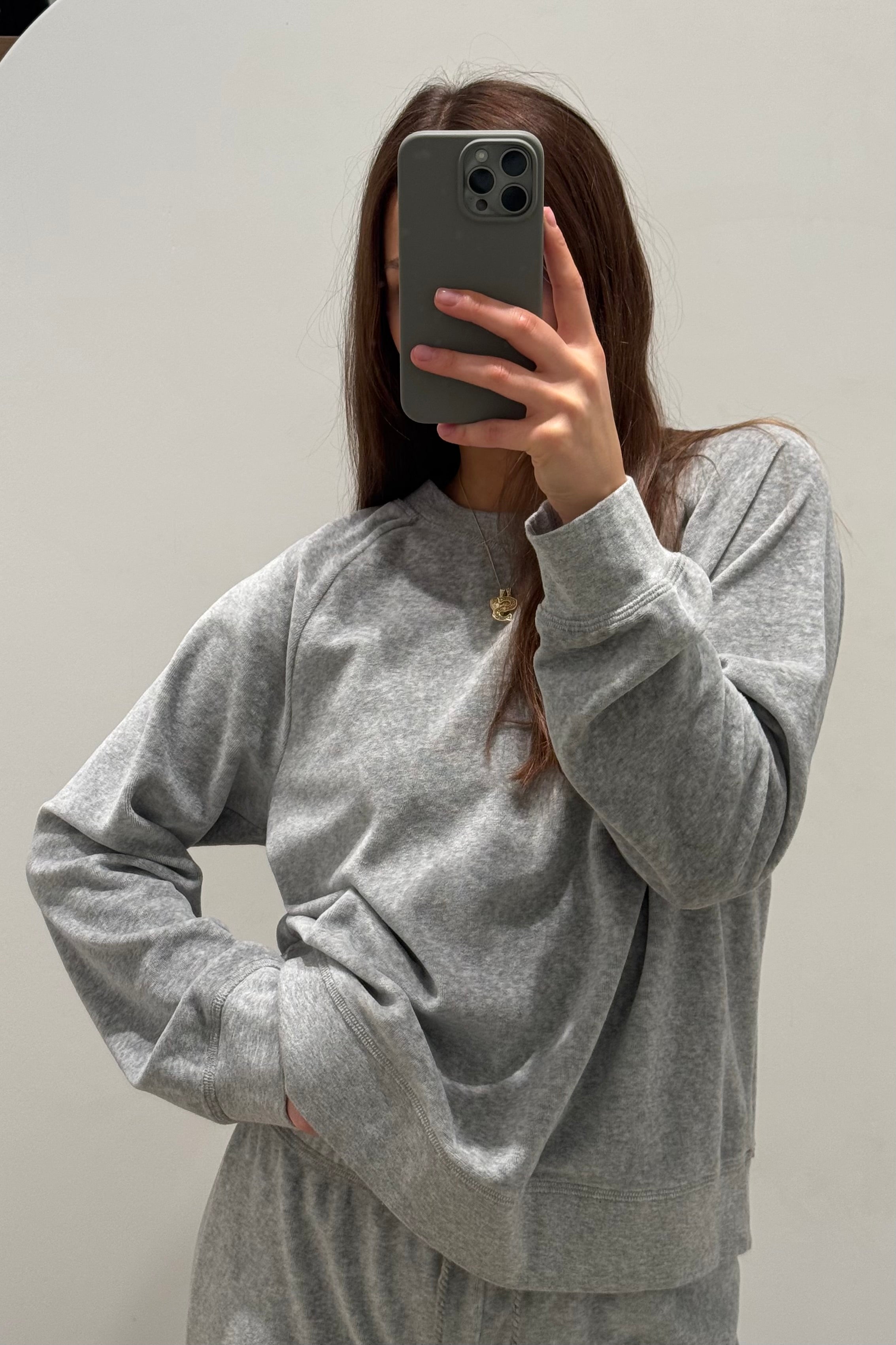 PIERRE VELOUR SWEATSHIRT