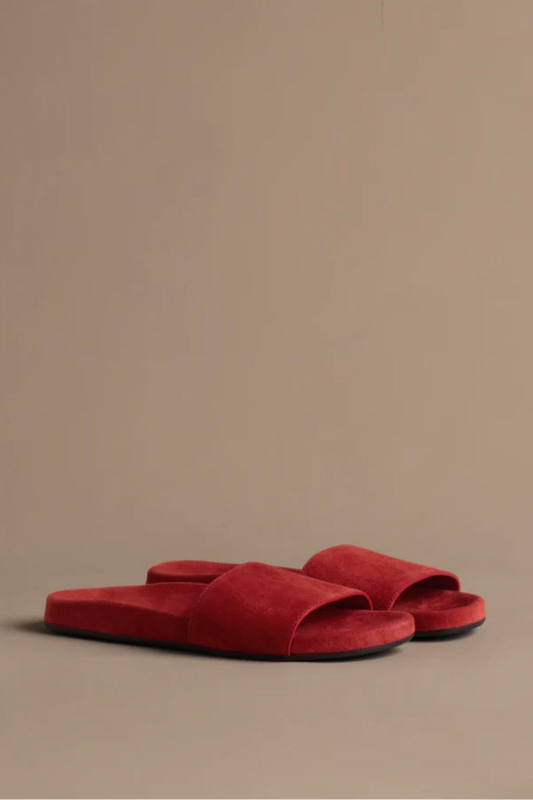 LYLE SLIDE IN RED