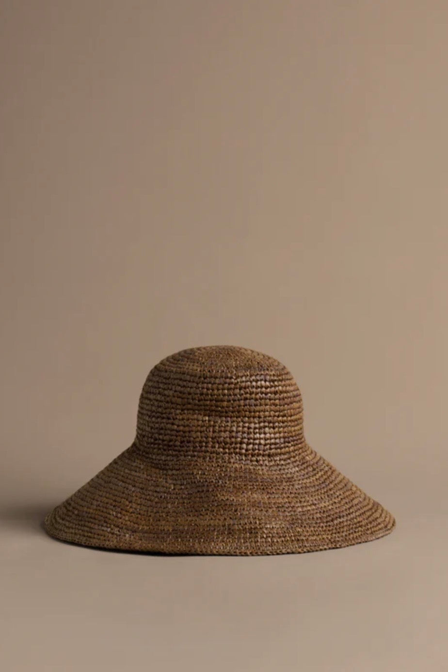 SOLEIL HAT IN CHOCOLATE
