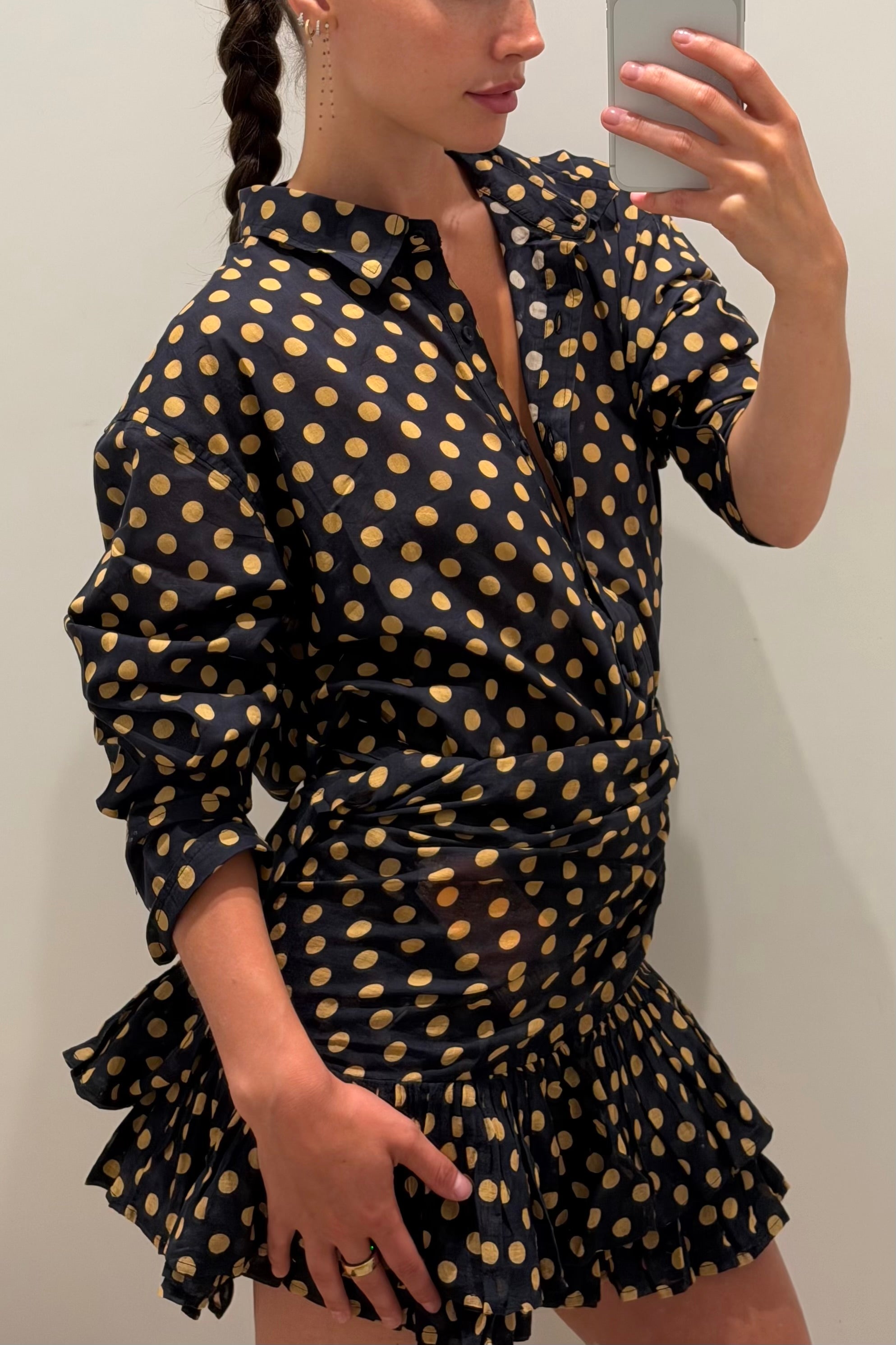 CLASSIC BUTTON DOWN