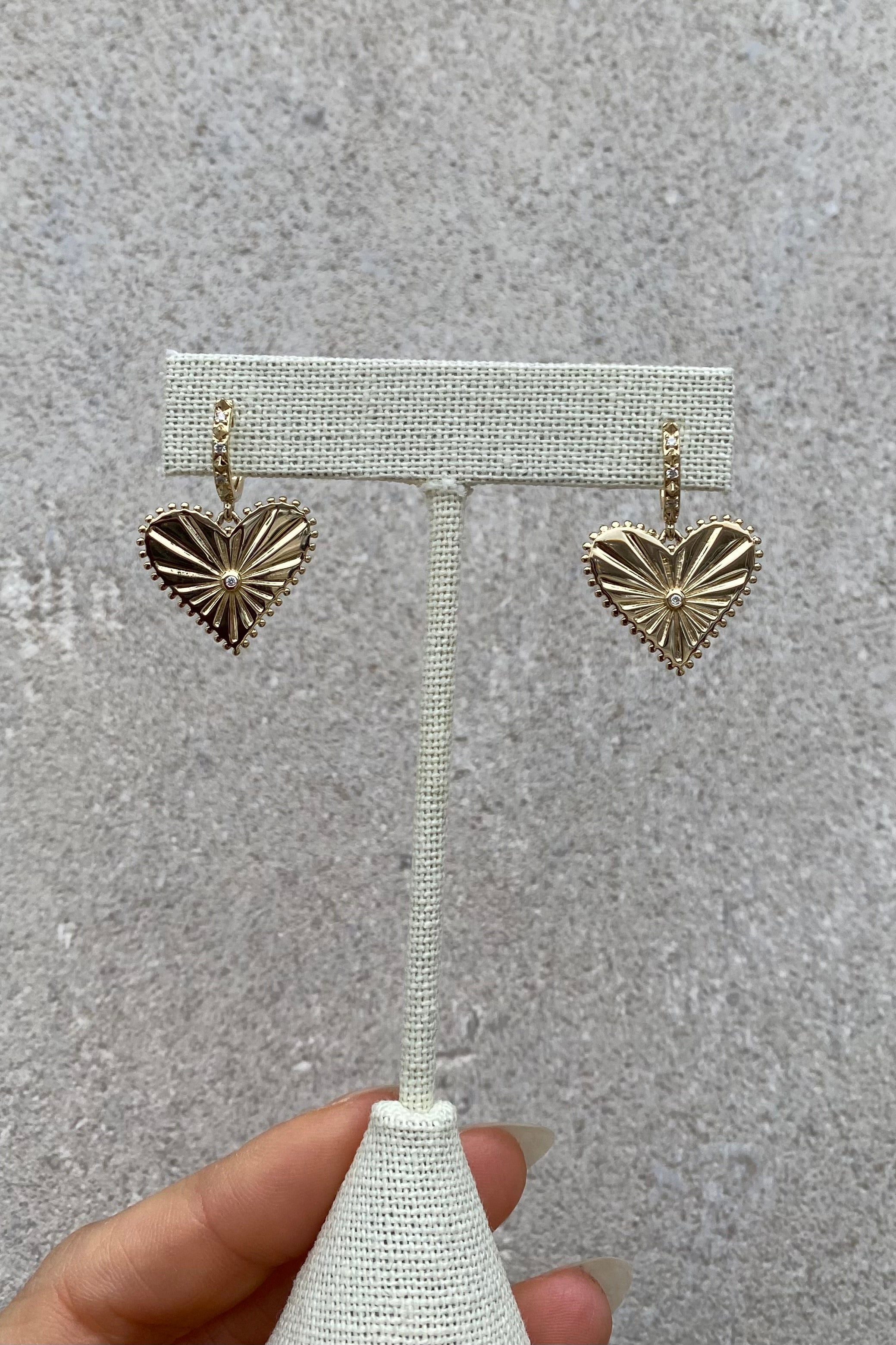 Mini Pour Toujours Heart Earrings