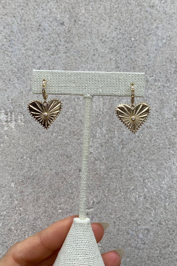 Mini Pour Toujours Heart Earrings