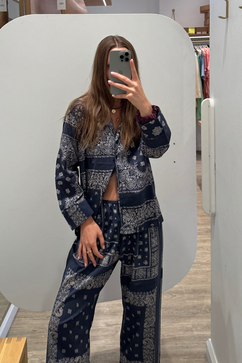 THE PAJAMA SHIRT