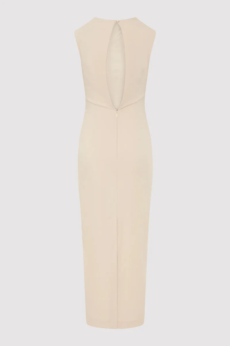 SOFT SCULPTURAL DRESS