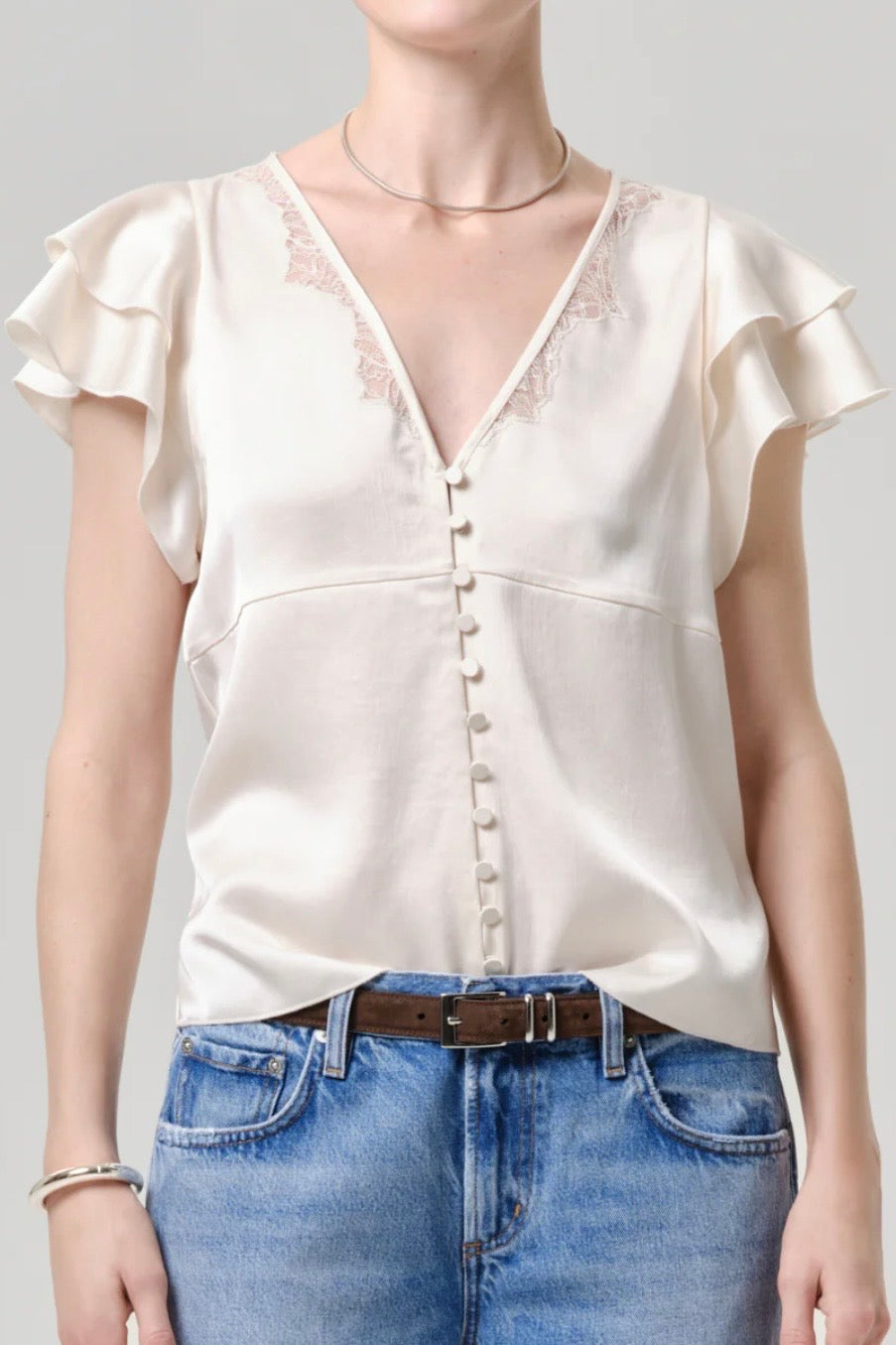 LOLA FLUTTER LACE SLEEVE TOP