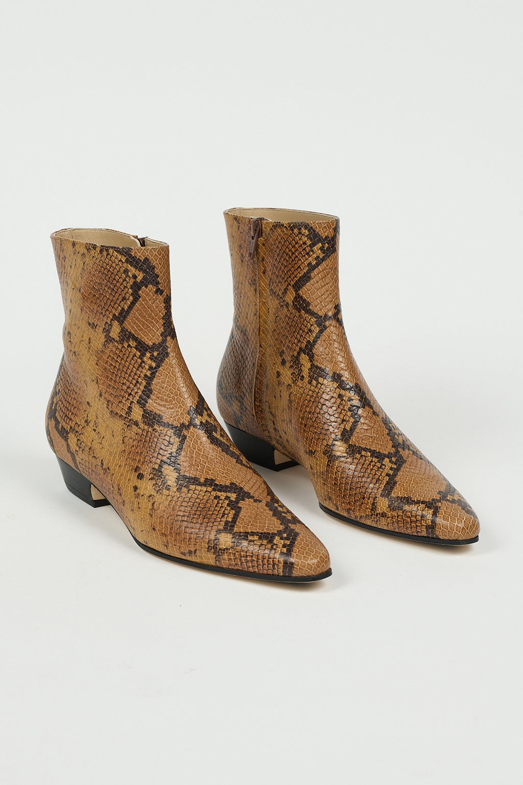 THE LENNON BOOT