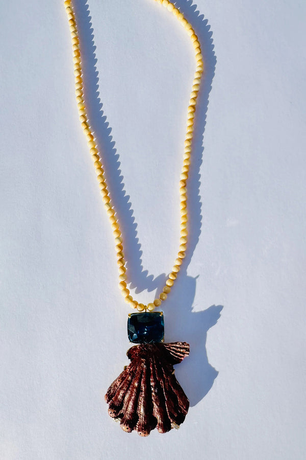 *Marisa Klass Trunkshow* LIONS PAW SHELL PENDANT NECKLACE
