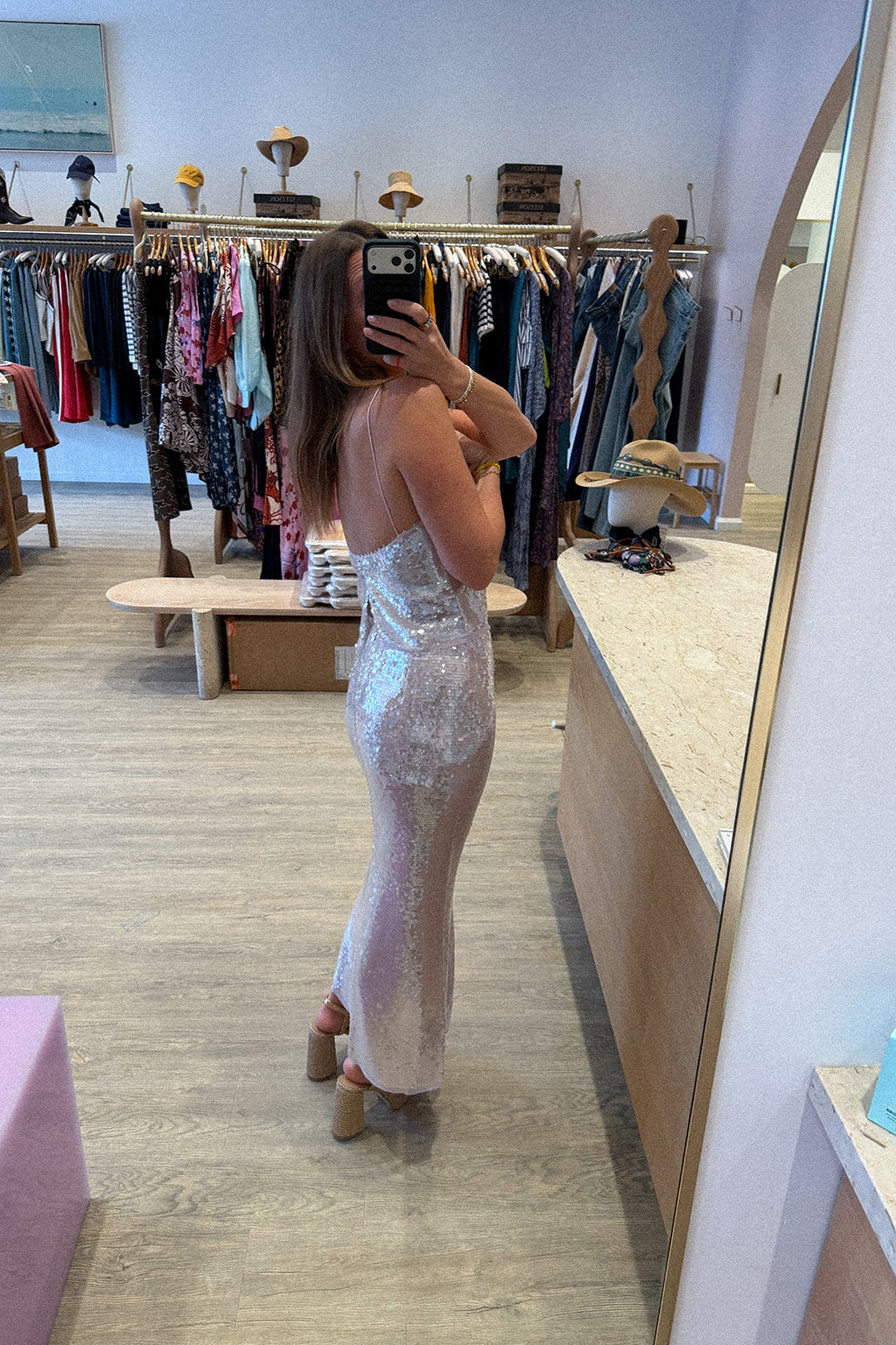 LIQUID SEQUINS TANK TOP