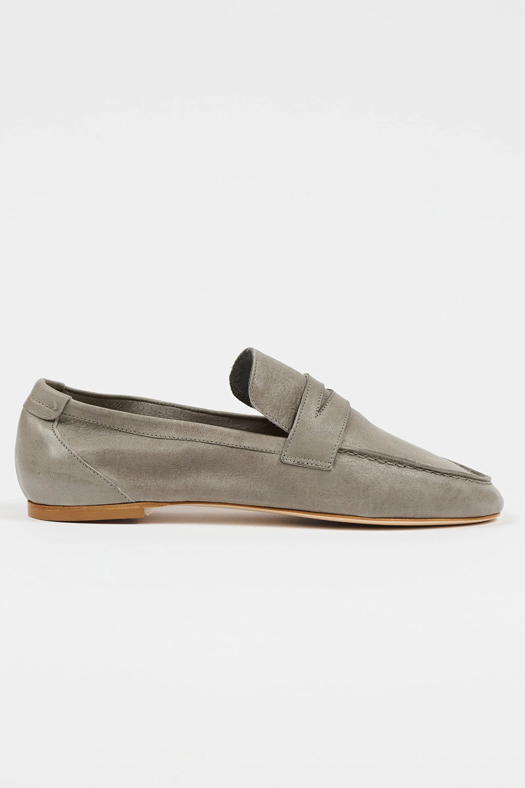 THE PENNY LOAFER IN GRAPHITE