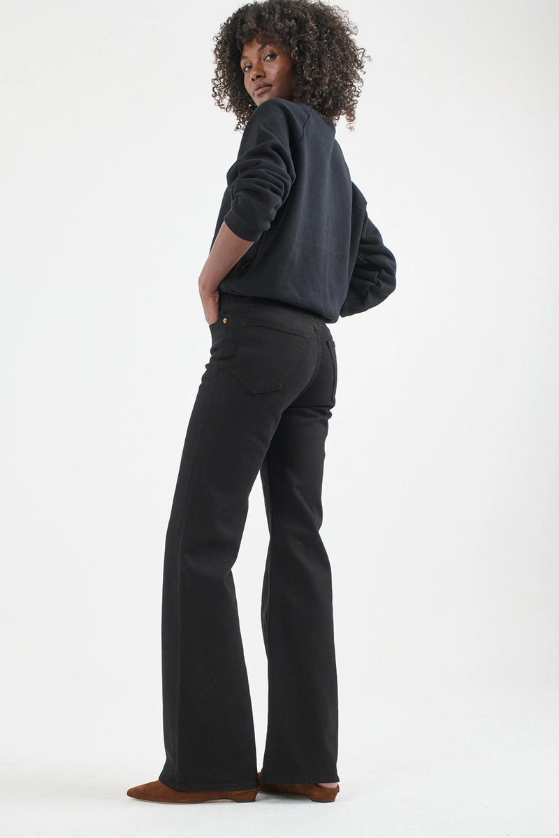 THE CREASE JEAN