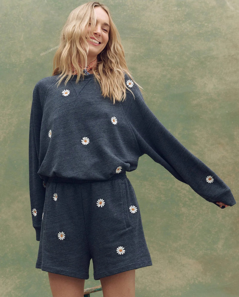 THE SLOUCH SWEATSHIRT WITH DAISY EMBROIDERY