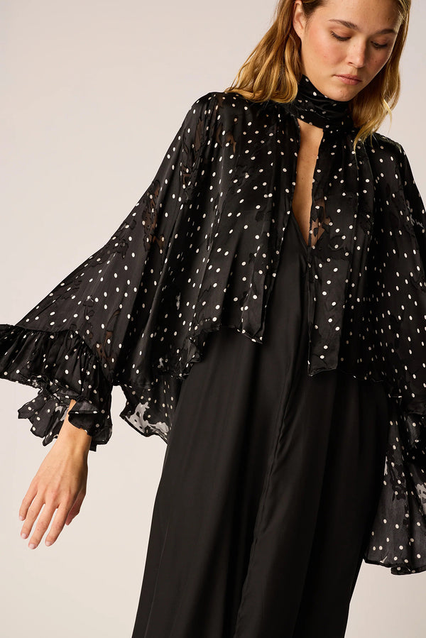 BRIANA CAPE