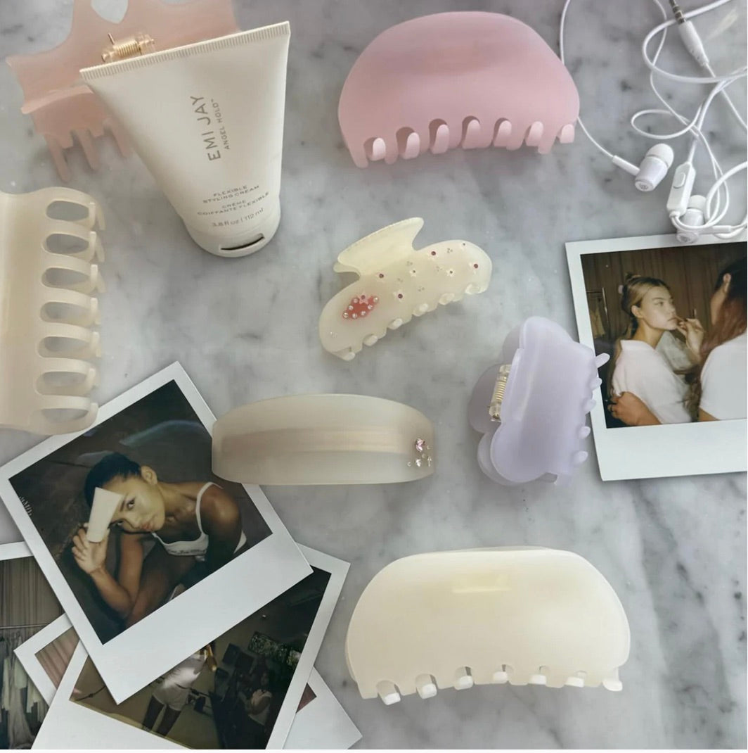 HALF MOON CLIP IN PINK SMOKE