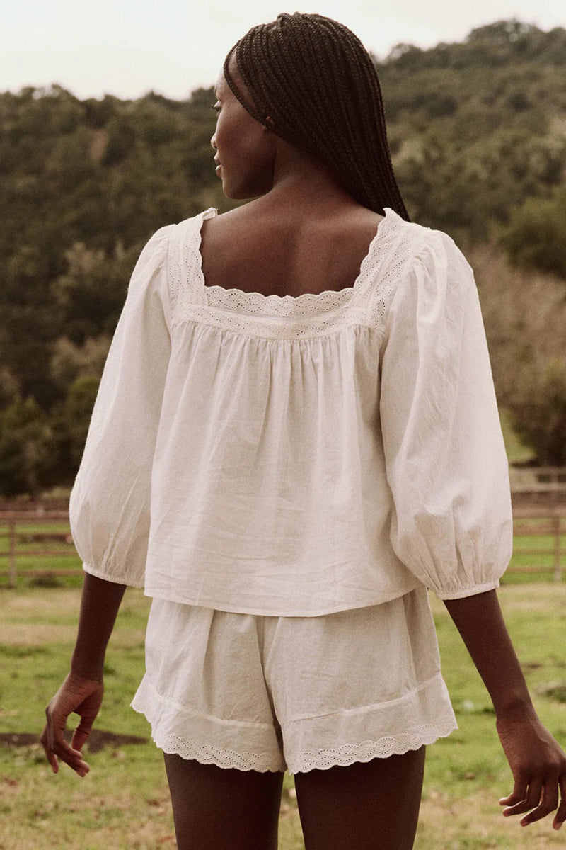 THE EYELET BUTTON SLEEP TOP