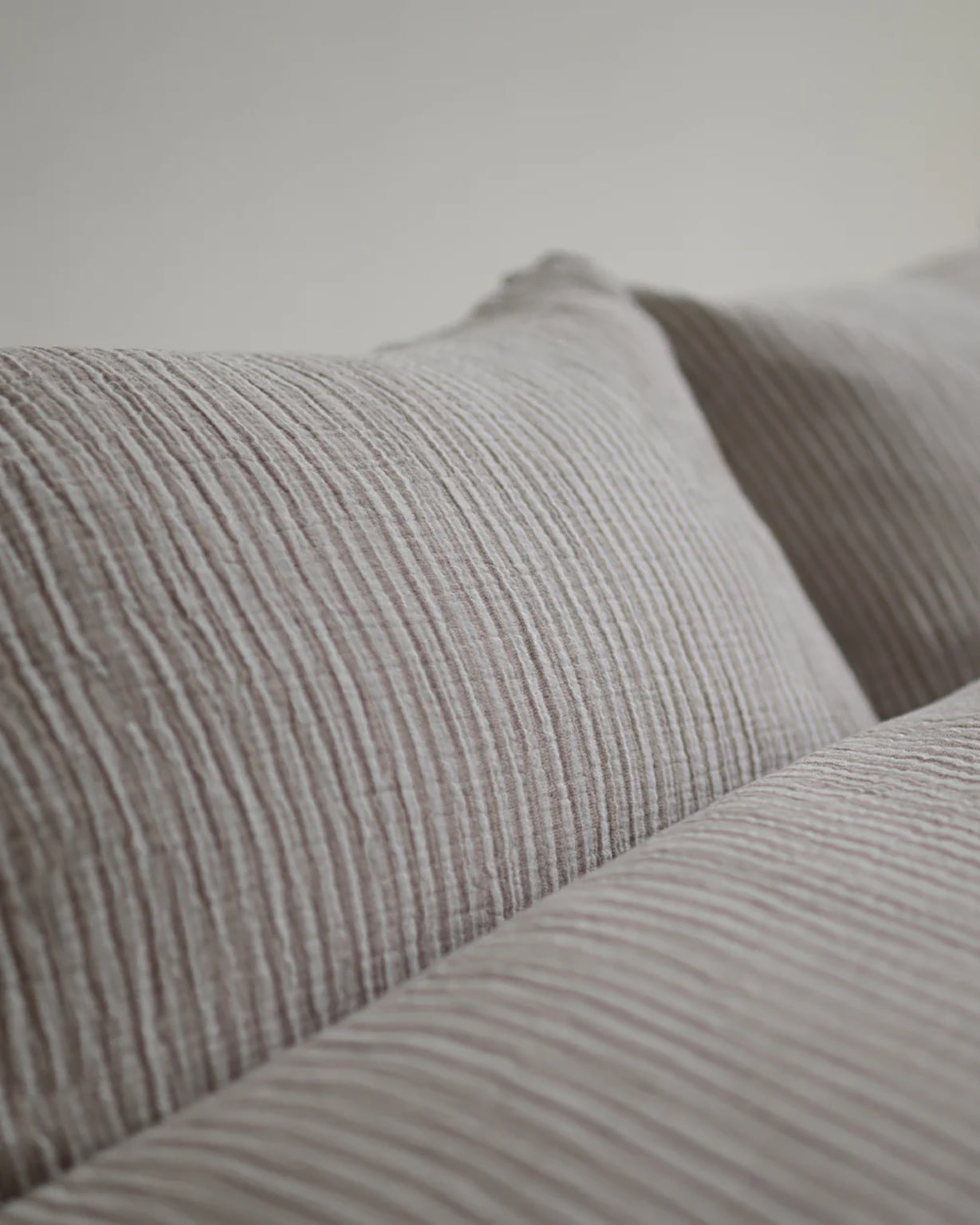 THE CLOUD DUVET SET QUEEN - PINSTRIPE