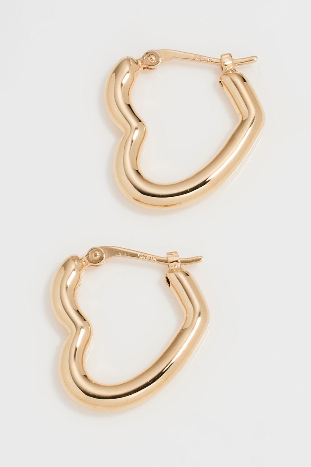 JUNIOR HEART HELIUM HOOP EARRINGS