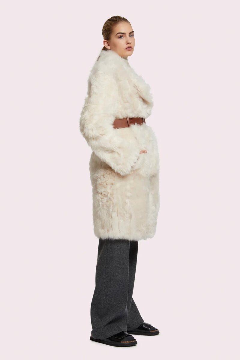 TOSCANA LAMBSKIN COAT WITH HIGH COLLAR IN WHITE